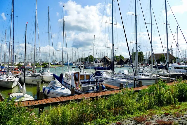 sailing_ship_ambiance